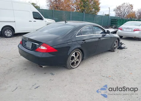 2008 Mercedes-Benz Cls 550 z USA, uszkodzony, nr VIN WDDDJ72X48A130781